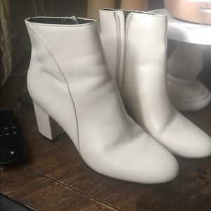 INC. MACYS IVORY LEATHER BOOTIES